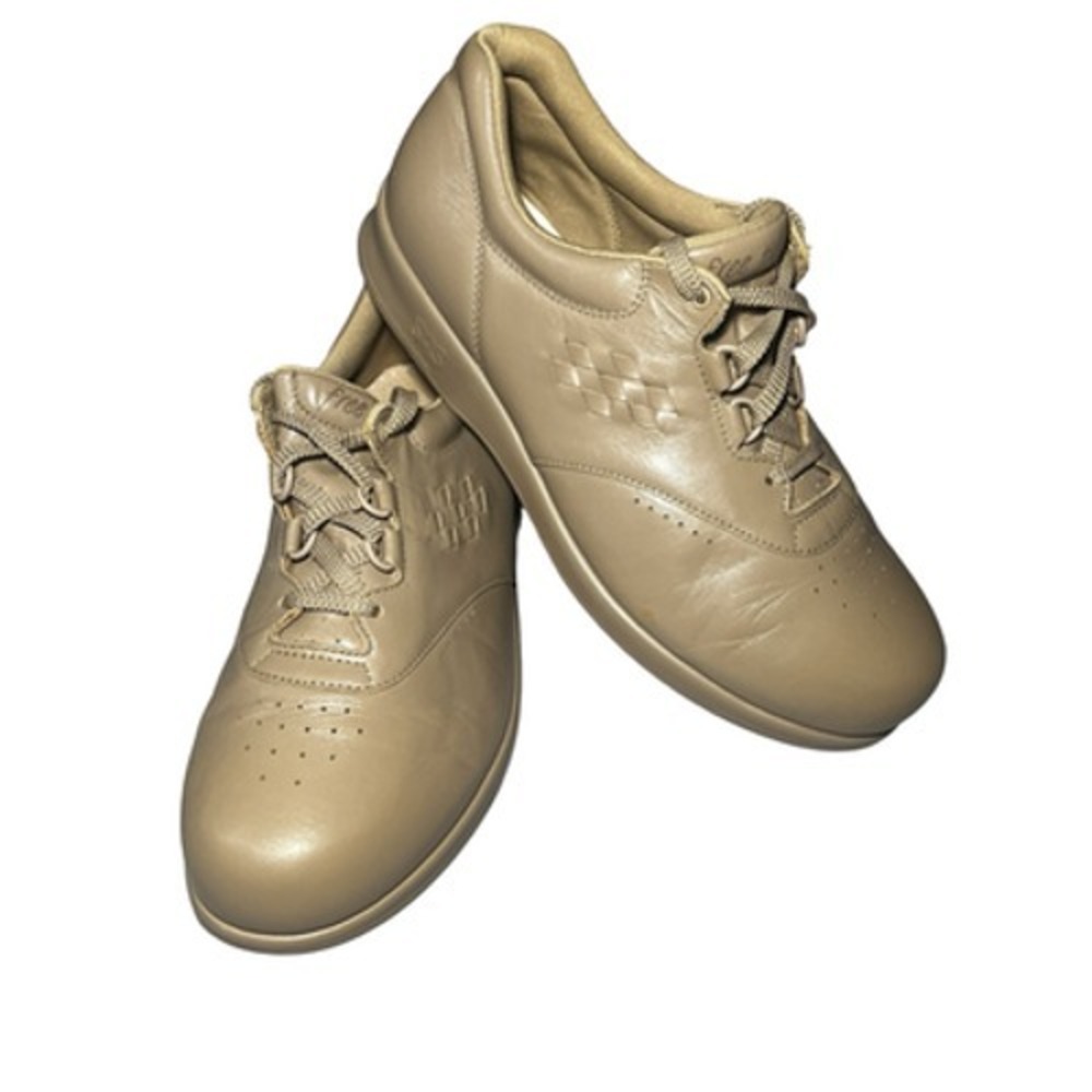 SAS Free Time Shoes Womens Size 10 Wide Beige Leather Walking Comfort Sneakers